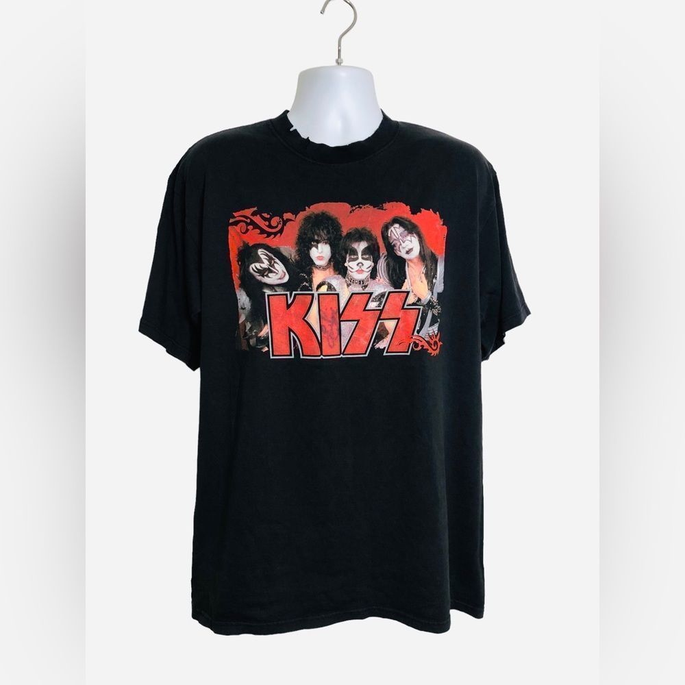 KISS Vintage Autographed Shirt 90’s All Sport Eric Singer Drummer Signed Sz XL.
